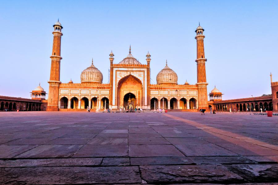 Delhi Temples and Spiritual Sites Tour – 6 Hours